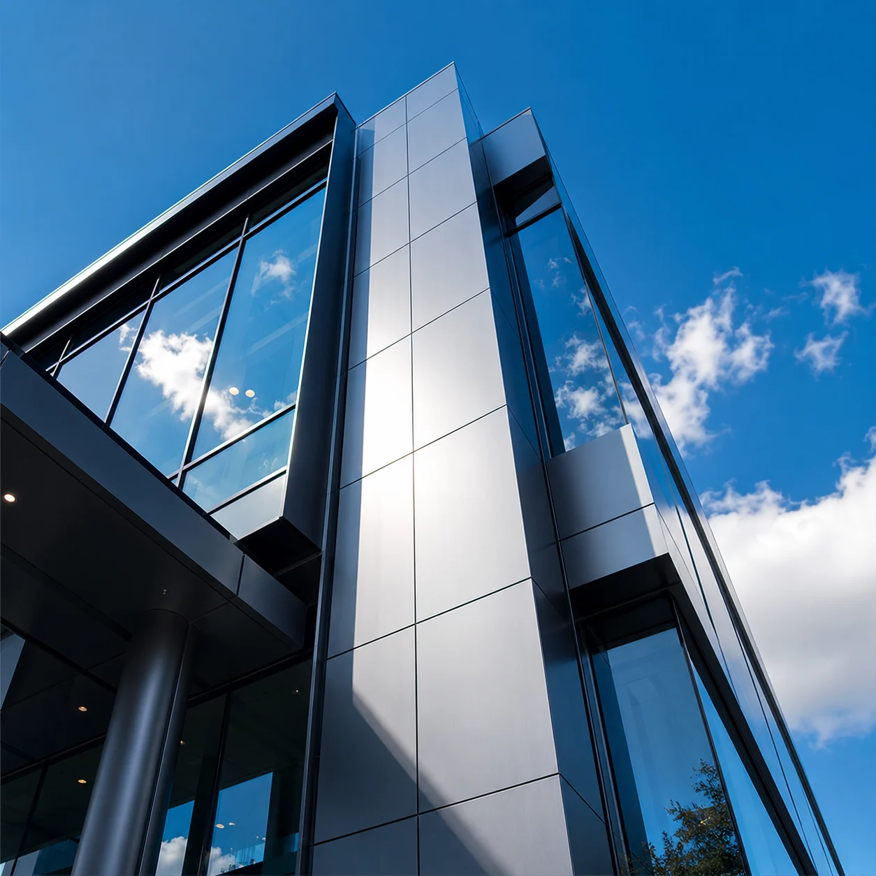 Construction aluminium